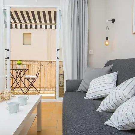 Appartement Cosy 3-bedroom For 6-8 People Just 50m From The *